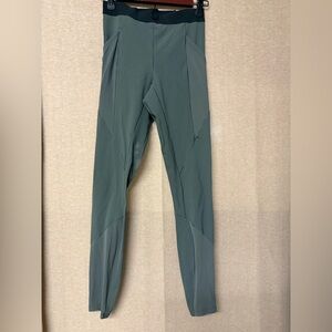 Lululemon Olive Green ‘gladiator’ leggings